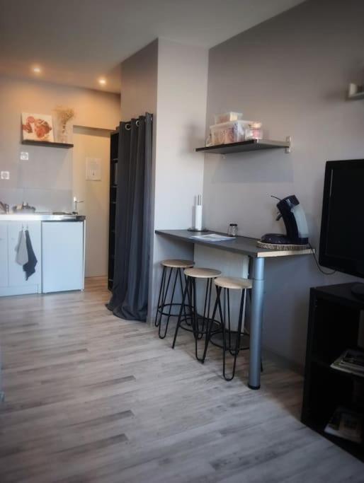 Chambre & Sdb Privee Avec Piscine En Bord De Via Rhona Sarras エクステリア 写真